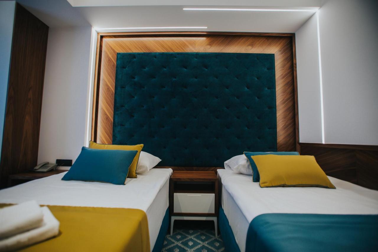 Hotel Jelena Brcko Bagian luar foto