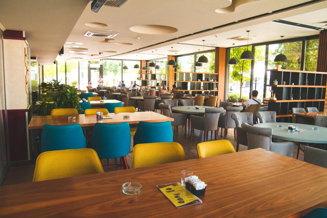 Hotel Jelena Brcko Bagian luar foto